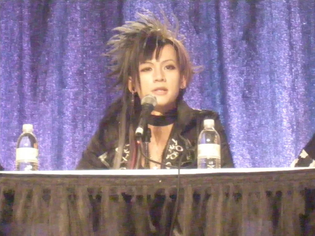H. Naoto